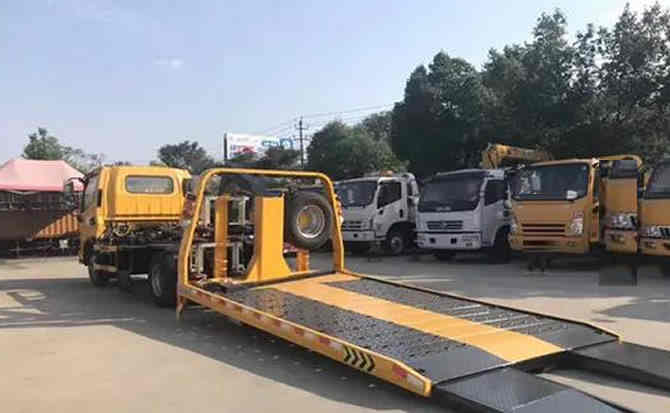 掇刀区汽车中途维修案例